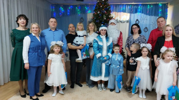 Благотворительная акция "Подарок ребёнку" Благотворительная акция "Подарок ребёнку".